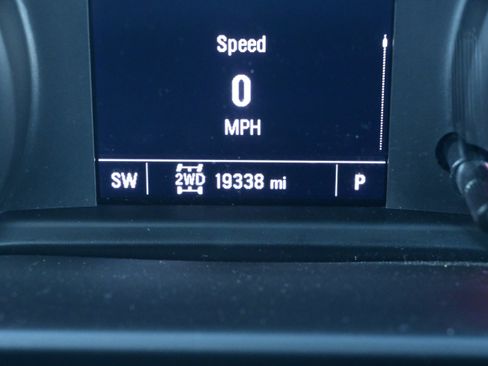 Used 2025 Chevrolet Silverado 2500 Custom w/ Custom Value Package image 19