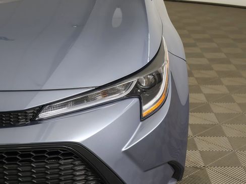 Used 2022 Toyota Corolla LE FWD image 11