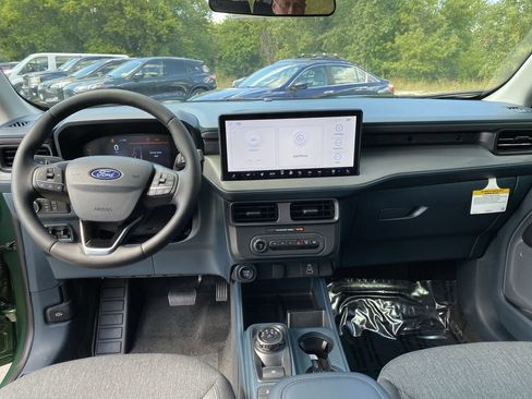 New 2025 Ford Maverick XLT w/ XLT Luxury Package image 5