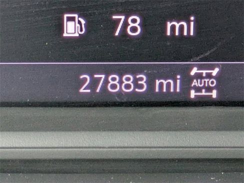 Used 2019 GMC Sierra 1500 SLT image 32