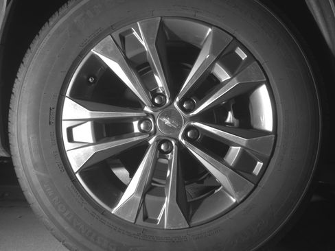 Used 2025 Chevrolet Equinox LT image 15