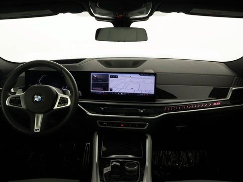 Used 2026 BMW X6 xDrive40i w/ Premium Package AWD/4WD image 8
