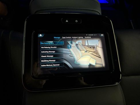 Used 2023 Mercedes-Benz Maybach GLS 600 4MATIC image 38