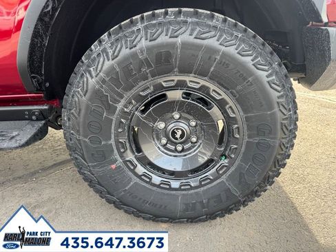 New 2025 Ford Bronco Badlands image 41