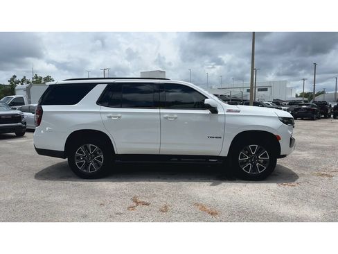 Certified 2024 Chevrolet Tahoe Z71 w/ Luxury Package AWD/4WD image 9