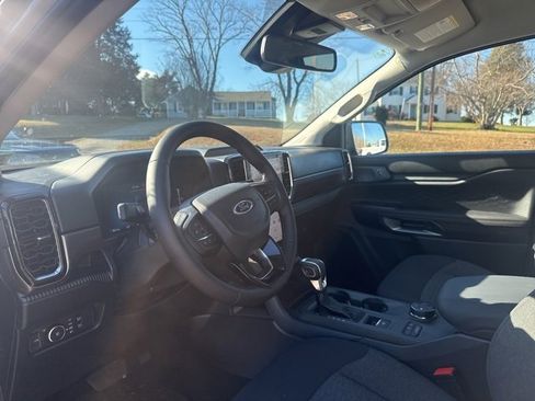Used 2025 Ford Ranger XLT w/ Equipment Group 301A High image 9