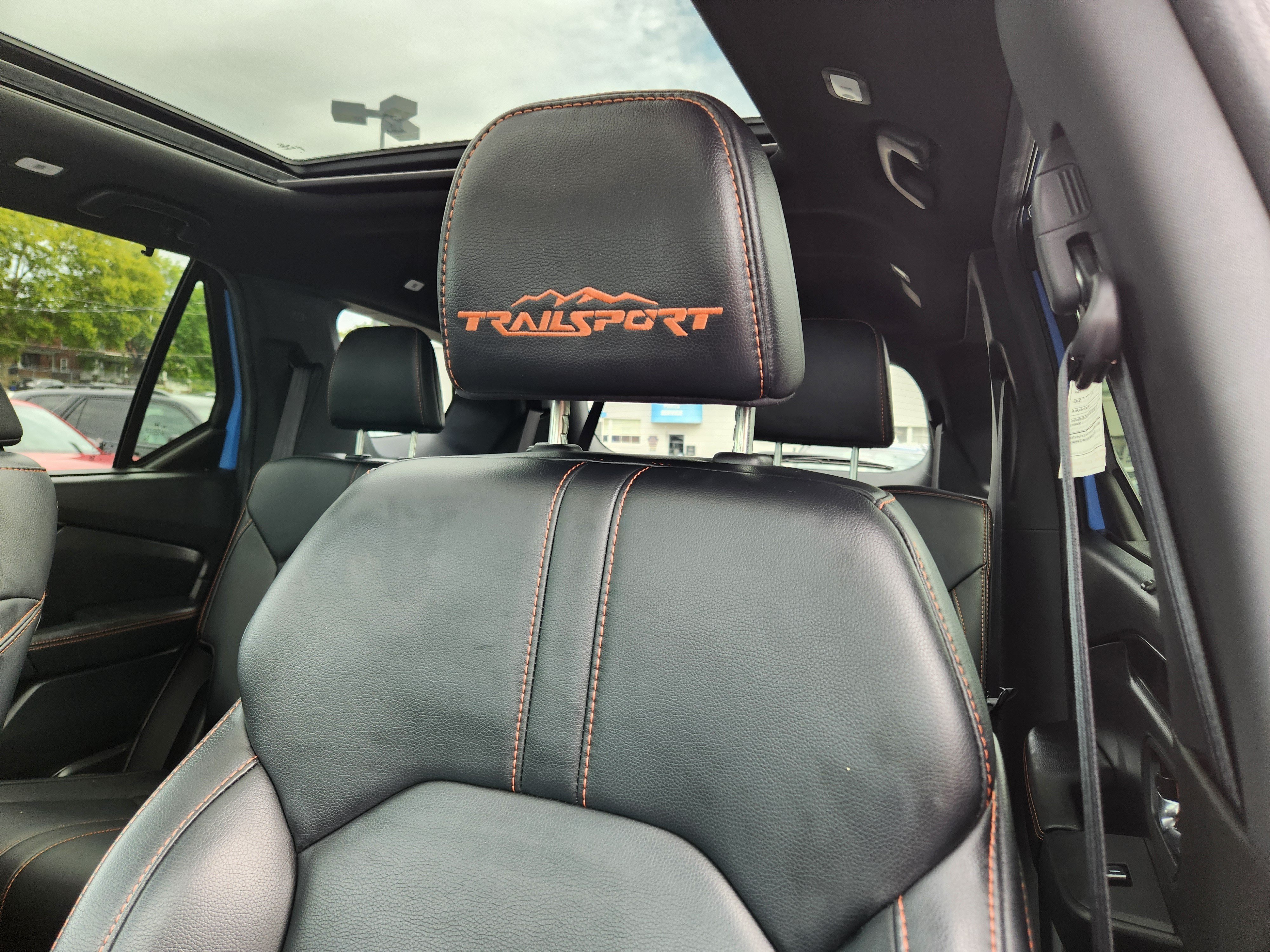 Certified 2025 Honda Pilot TrailSport image 11