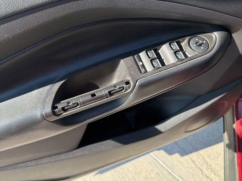 Used 2019 Ford Escape Titanium image 14