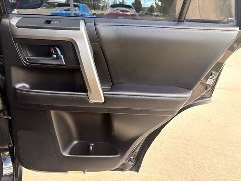 Used 2020 Toyota 4Runner SR5 Premium w/ Moonroof Package AWD/4WD image 33
