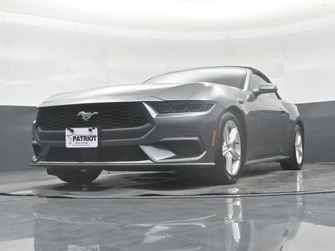 Used 2026 Ford Mustang Premium RWD image 47