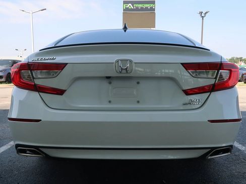 Used 2022 Honda Accord Sport image 9