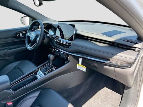 New 2026 Jeep Compass Latitude image 36