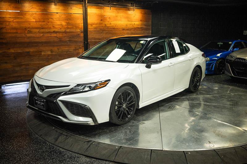 Used 2021 Toyota Camry XSE FWD image 2