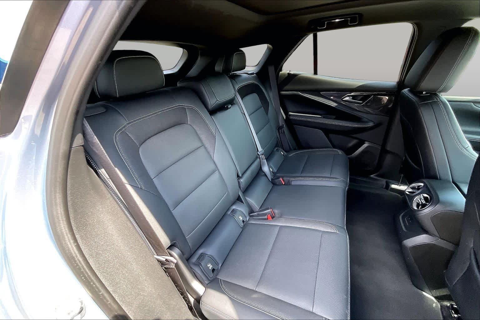 Used 2024 Chevrolet Blazer EV LT AWD/4WD image 18