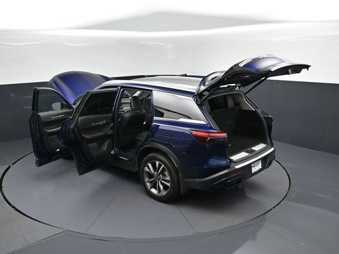 Used 2023 INFINITI QX60 Luxe w/ Cargo Package AWD/4WD image 2