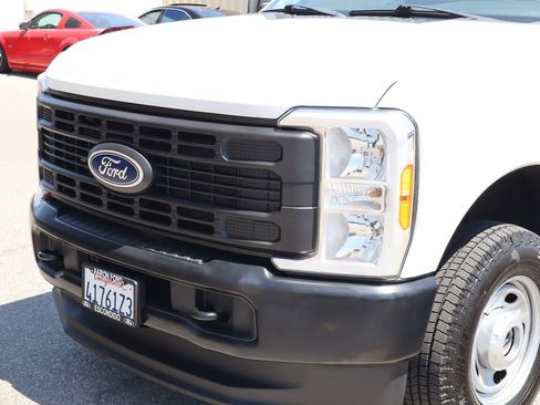Used 2023 Ford F350 XL AWD/4WD image 8