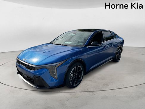 New 2025 Kia K4 GT-Line image 7