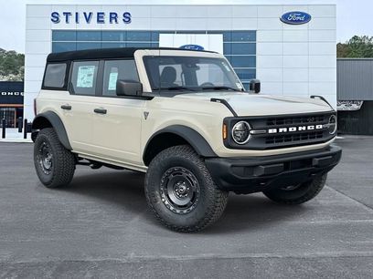 New 2025 Ford Bronco 4-Door w/ Sasquatch Package