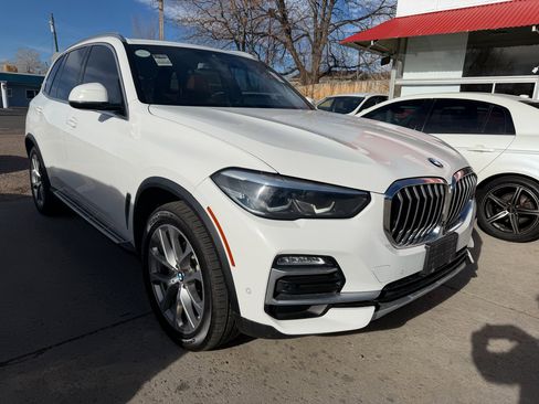 Used 2019 BMW X5 xDrive40i w/ Convenience Package image 3