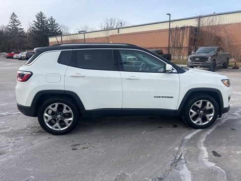 Used 2019 Jeep Compass Limited image 4
