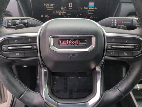 Used 2025 GMC Terrain Elevation image 11