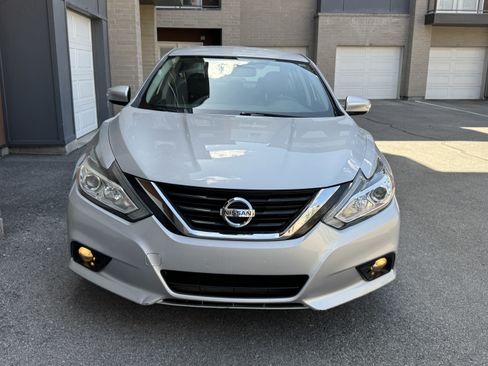 Used 2018 Nissan Altima 2.5 SL FWD image 9