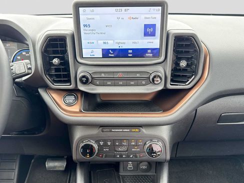 Used 2024 Ford Bronco Sport Badlands w/ Premium Package AWD/4WD image 28