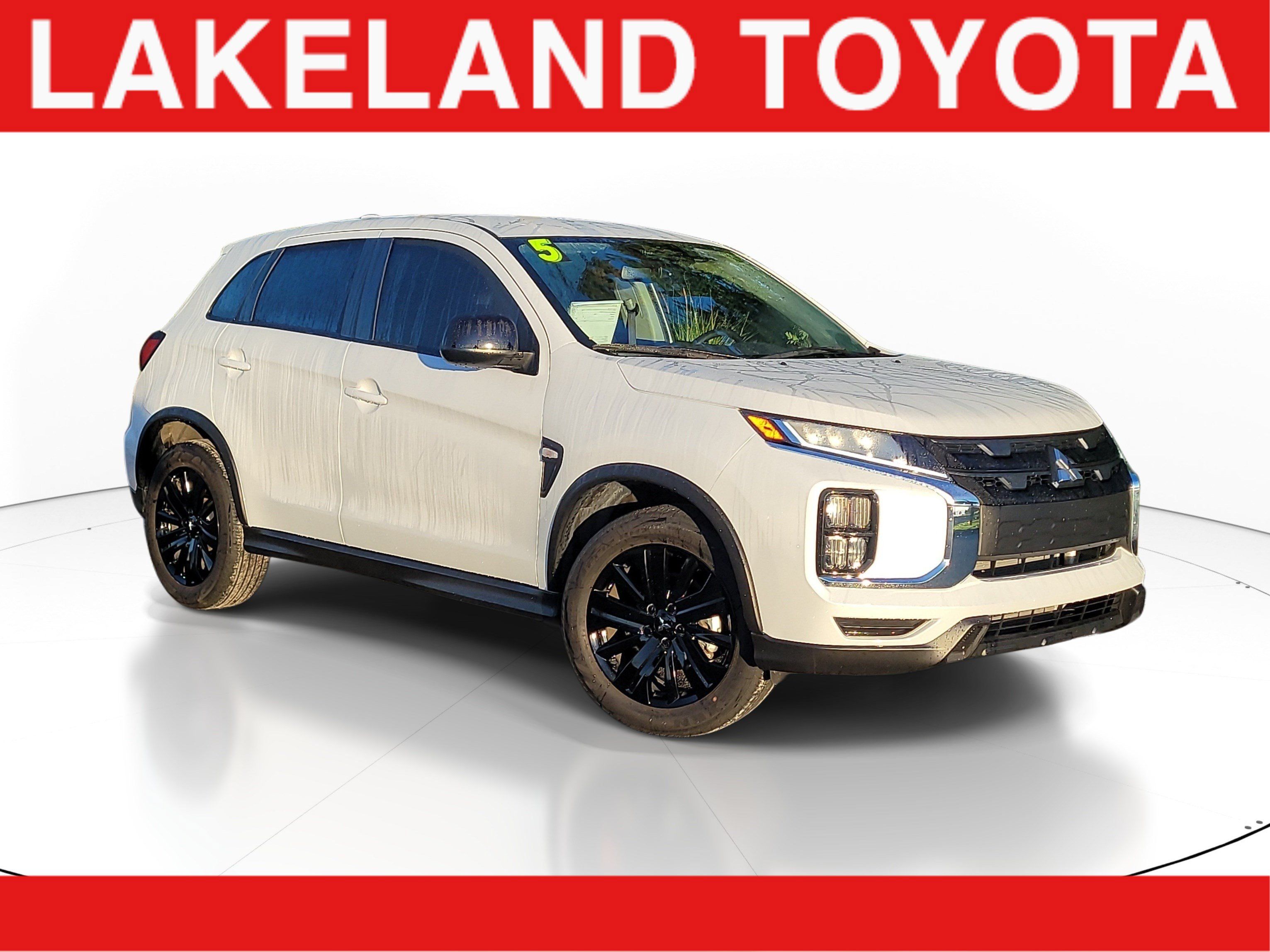 Used 2025 Mitsubishi Outlander Sport LE AWD/4WD image 1