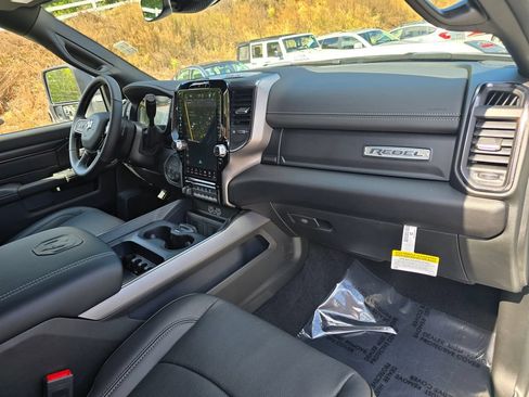 New 2026 RAM 2500 Rebel w/ Rebel Level 1 Equipment Group AWD/4WD image 28