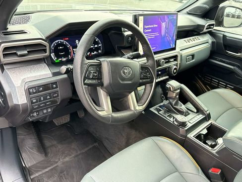 Used 2024 Toyota Tacoma 4x4 Double Cab Hybrid image 11