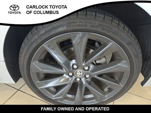 Used 2025 Toyota Corolla SE w/ Convenience Package FWD image 11