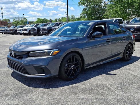 Used 2024 Honda Civic Sport image 3