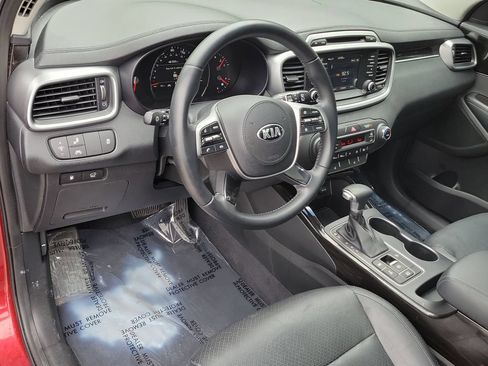 Used 2019 Kia Sorento EX AWD/4WD image 17