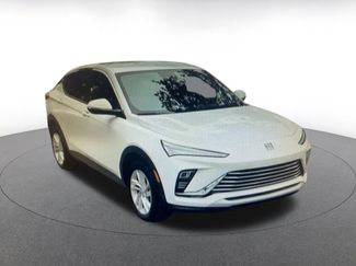 Used 2025 Buick Envista Preferred video 2