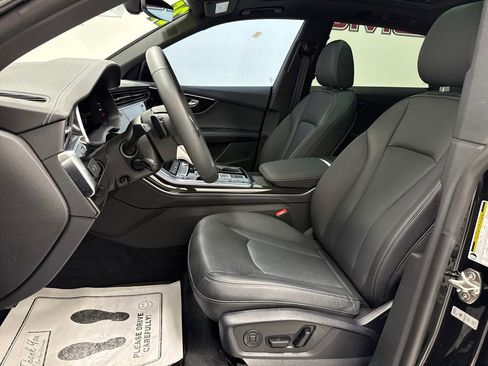 Used 2025 Audi Q8 Premium Plus image 20