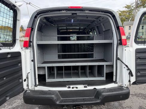 Used 2014 GMC Savana 2500 w/ Cold Climate Package image 16