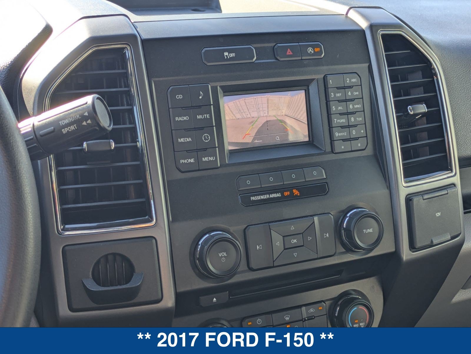 Used 2017 Ford F150 XLT RWD image 32