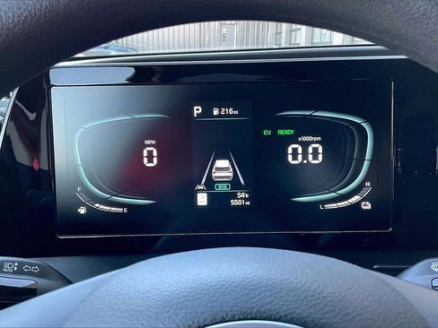 Certified 2025 Kia Sportage LX image 20