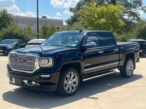 Used 2018 GMC Sierra 1500 Denali w/ Denali Ultimate Package AWD/4WD image 5