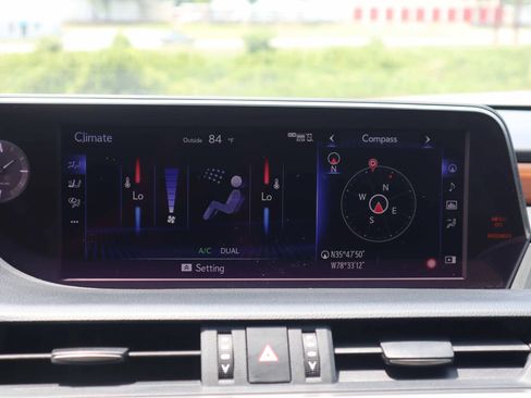 Used 2020 Lexus ES 350 w/ Accessory Package FWD image 23