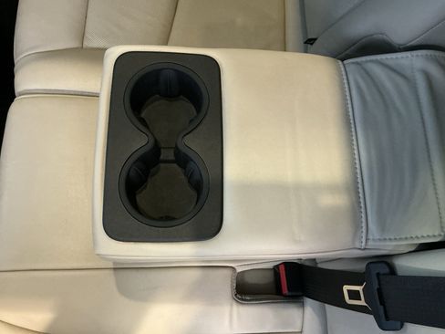 Used 2018 Cadillac XT5 Luxury w/ Driver Awareness Package image 33