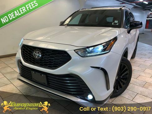 Used 2023 Toyota Highlander XSE AWD/4WD image 1