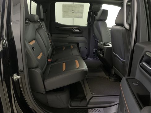 New 2026 GMC Sierra 1500 AT4 w/ Technology Package image 41