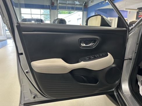 Used 2025 Honda HR-V LX image 20