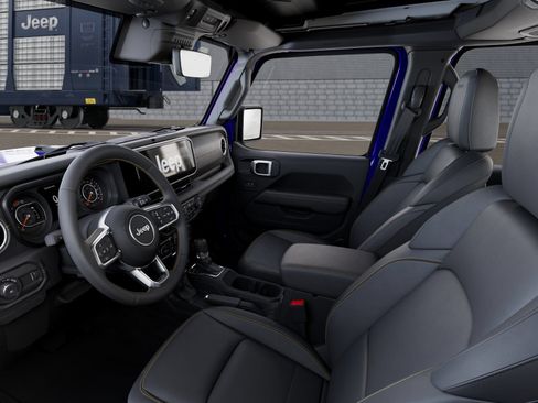 New 2026 Jeep Wrangler Unlimited Sahara AWD/4WD image 34