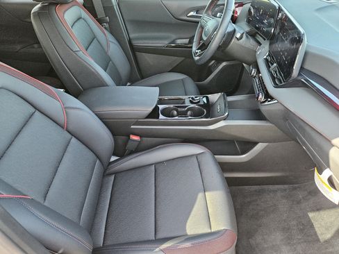 New 2026 Chevrolet Equinox RS FWD image 10
