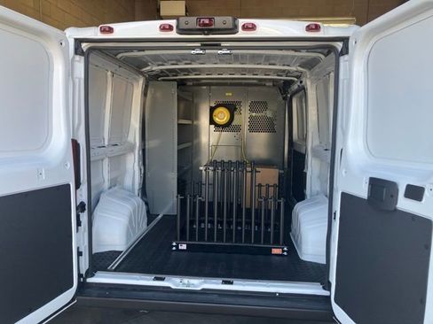 Used 2025 RAM ProMaster 2500 FWD image 13