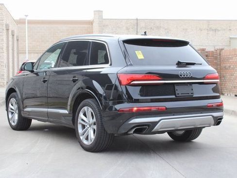 Used 2025 Audi Q7 3.0T Premium Plus image 3