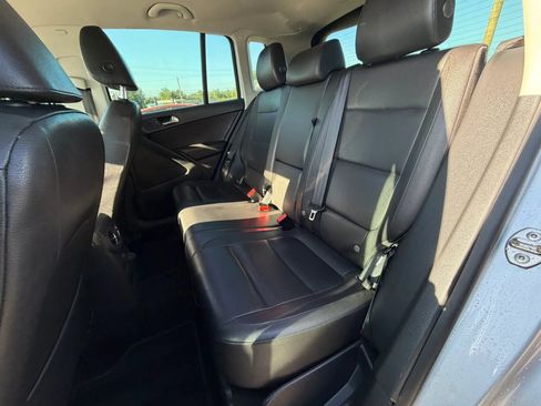 Used 2016 Volkswagen Tiguan S FWD image 12