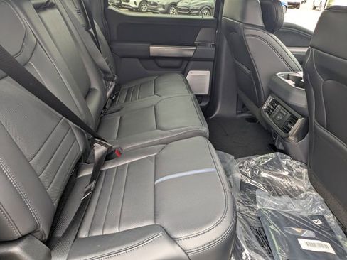 New 2026 Ford F250 Platinum w/ Tremor Off-Road Package AWD/4WD image 58